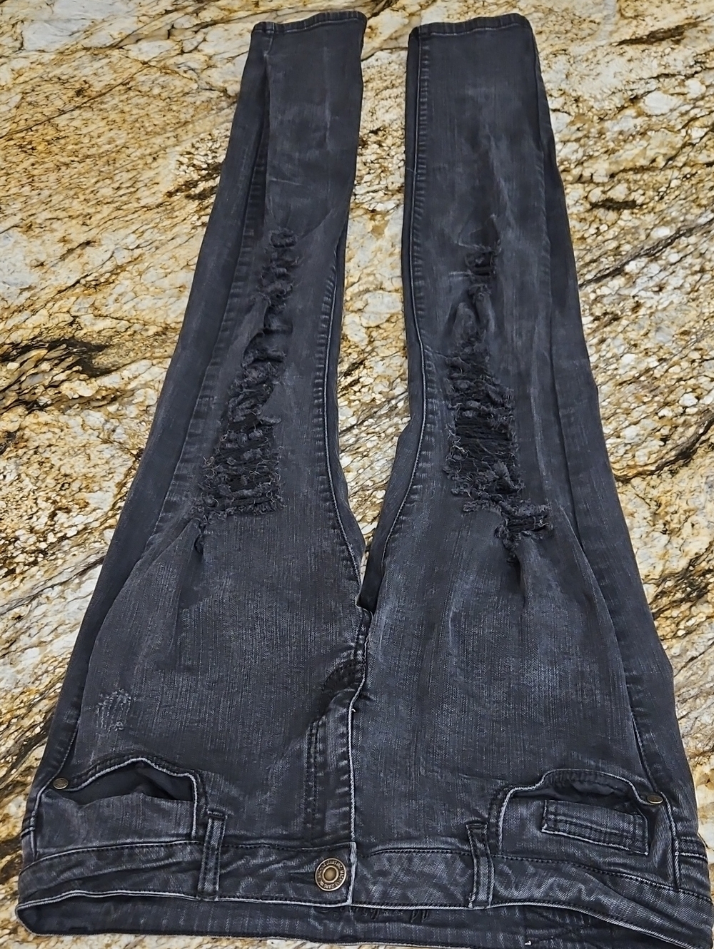 MACHINE Men’s Black Distressed Skinny Jeans. Size 33/30
